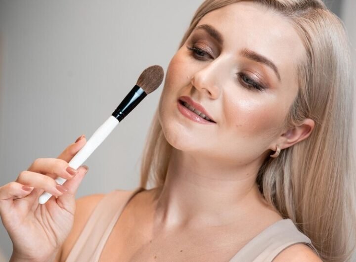 Powder Foundation for Mature Skin